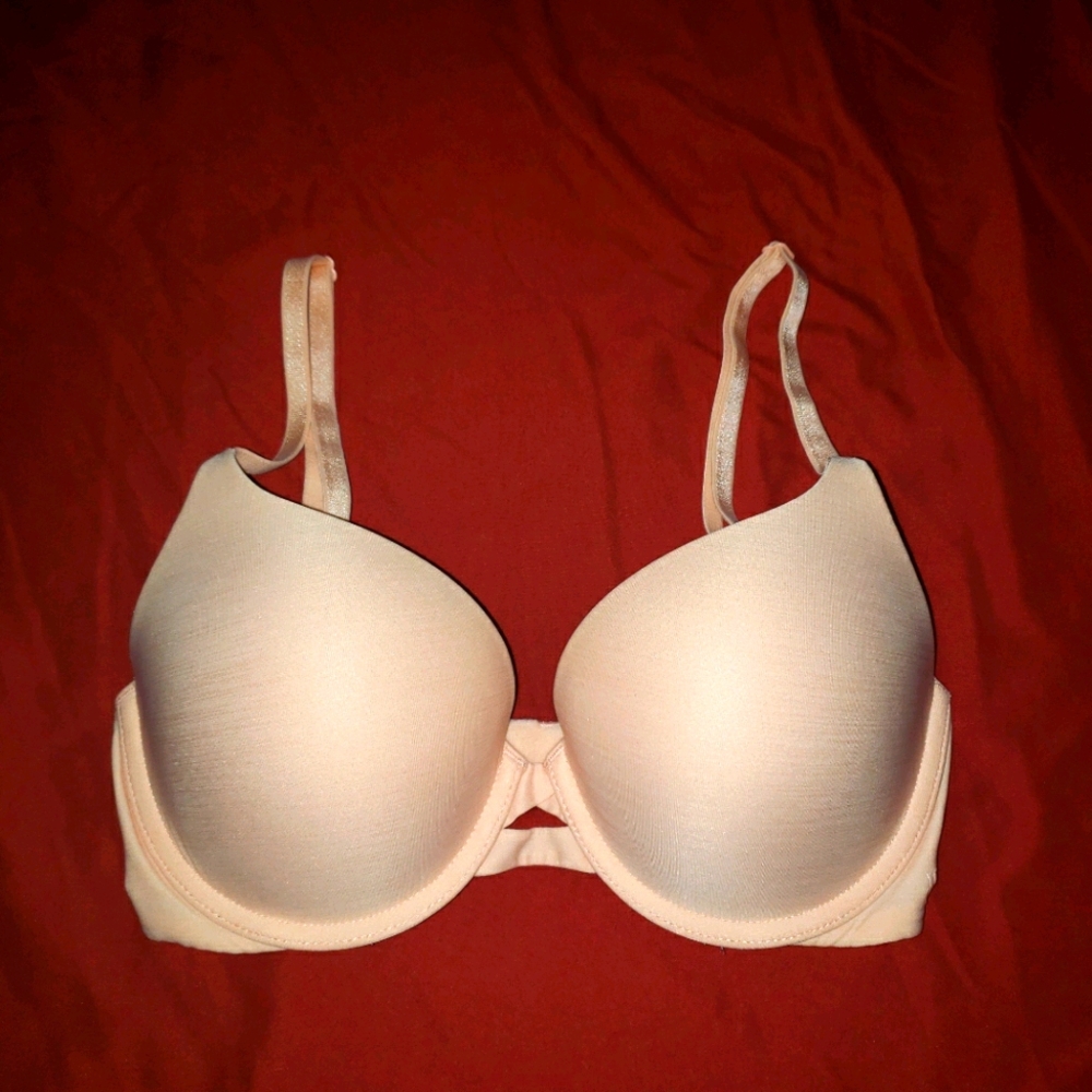 Victorias Secret Bra 32D